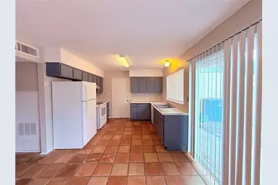 9611 Blue Creek Lane, Austin, TX 78758 - Photo 10