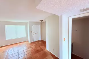 9611 Blue Creek Ln, Austin, TX 78758 - Photo 8