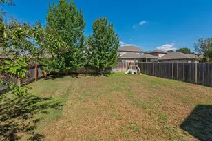 1318 Clark Brothers Dr, Buda, TX 78610 - Photo 40