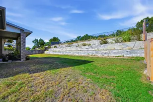 324 Stoney Point Rd, Austin, TX 78737 - Photo 26