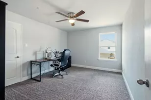 324 Stoney Point Rd, Austin, TX 78737 - Photo 18