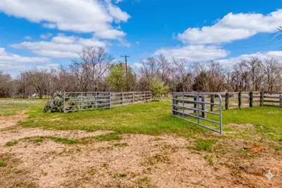 430 N Fm 487, Rockdale, TX 76567 - Photo 10