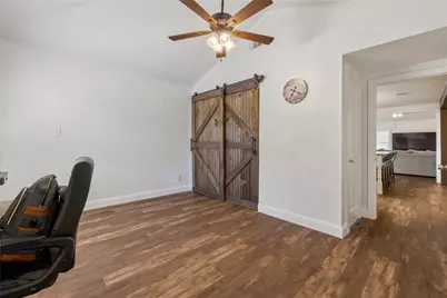 112 Old West Trail, Buda, TX 78610 - Photo 18