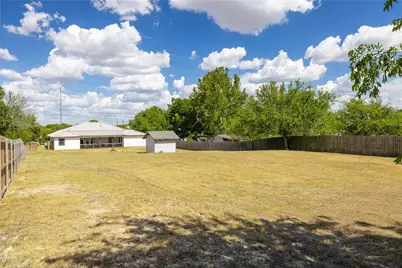 112 Old West Trail, Buda, TX 78610 - Photo 20