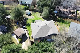 1623 War Horse Ln, Round Rock, TX 78664 - Photo 2