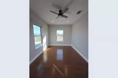 304 Spring Street, Burnet, TX 78611 - Photo 10