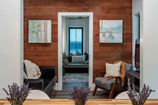 303 Navasota St, Austin, TX 78702 - Photo 4