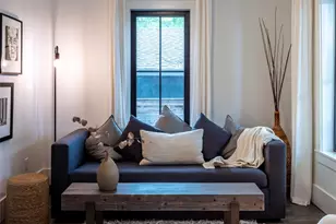 303 Navasota St, Austin, TX 78702 - Photo 6