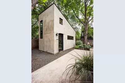 303 Navasota Street, Austin, TX 78702 - Photo 2