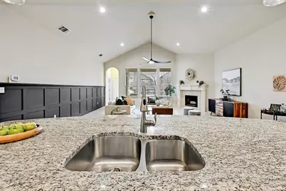 940 Purple Moor Pass, Leander, TX 78641 - Photo 12