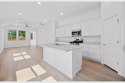 310 Bendecido Loop, Elgin, TX 78621 - Photo 8