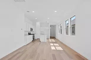 310 Bendecido Loop, Elgin, TX 78621 - Photo 6