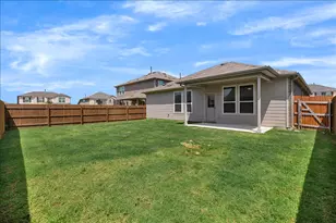 11905 Paseo de los Lagos Ln, Manor, TX 78653 - Photo 34