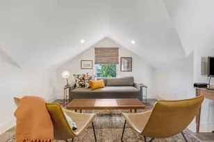 1105 W 39 1/2 St, Austin, TX 78756 - Photo 30