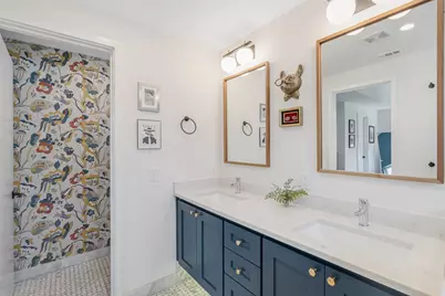 1105 W 39 1/2 Street #B, Austin, TX 78756 - Photo 24