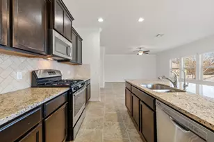 5700 Arbor Hill Ln, Austin, TX 78747 - Photo 14