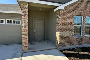 263 Magalia Ln, Kyle, TX 78640 - Photo 2