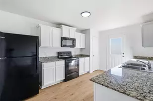1013 Woodward Ct Ct, Jarrell, TX 76537 - Photo 6