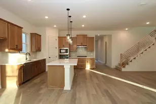 350 Bishop Wood Rd, Dripping Springs, TX 78620 - Photo 2