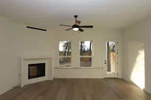 350 Bishop Wood Rd, Dripping Springs, TX 78620 - Photo 4