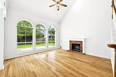 12700 Picket Rope Lane, Austin, TX 78727 - Photo 4