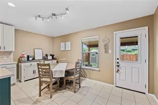 225 Foxglove Dr, Hutto, TX 78634 - Photo 14