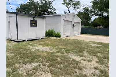 3014 Meldrum Street, Del Valle, TX 78617 - Photo 8