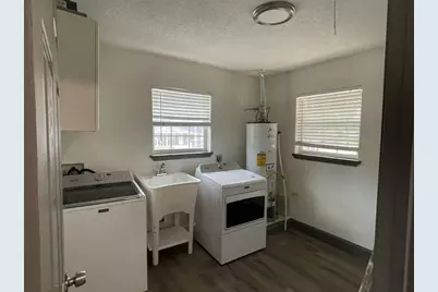 3014 Meldrum Street, Del Valle, TX 78617 - Photo 6