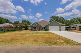 114 Wren St, Highland Haven, TX 78654 - Photo 8