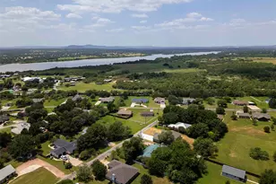 114 Wren St, Highland Haven, TX 78654 - Photo 6