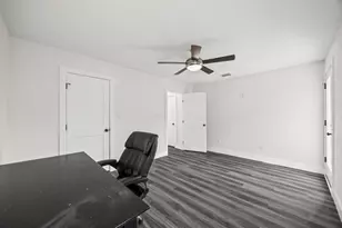 813 Chihuahua St, Lockhart, TX 78644 - Photo 22