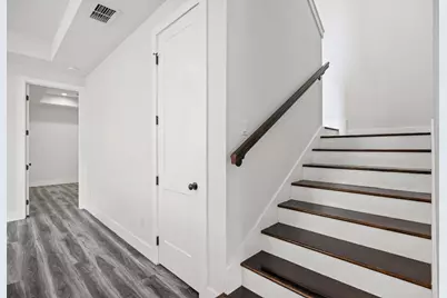 813 Chihuahua Street, Lockhart, TX 78644 - Photo 8