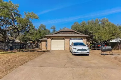 8904 Pineridge Drive #B, Austin, TX 78729 - Photo 4