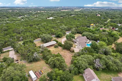 115 Nasoni Trail, Georgetown, TX 78633 - Photo 38