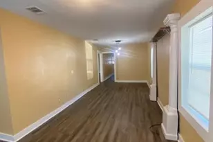 214 S Hackberry Ave, Luling, TX 78648 - Photo 18