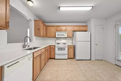 11708 Bruce Jenner Lane, Austin, TX 78748 - Photo 10