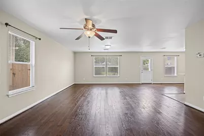 198 Black Forest, Buda, TX 78610 - Photo 4