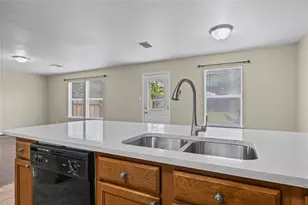 198 Black Forest, Buda, TX 78610 - Photo 8