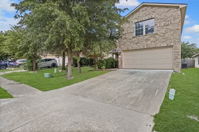 198 Black Forest, Buda, TX 78610 - Photo 2