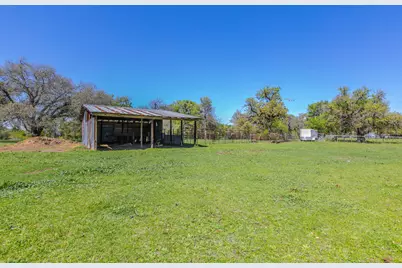 1500 County Road 405, Buckholts, TX 76518 - Photo 28