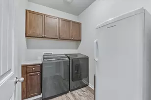 224 Kramer St, Georgetown, TX 78626 - Photo 10