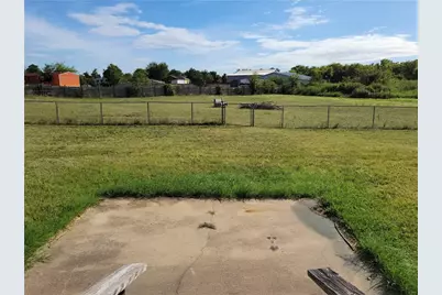 517 Olivia Court, Hutto, TX 78634 - Photo 14