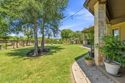 301 Somerset Hills Drive, Georgetown, TX 78633 - Photo 34