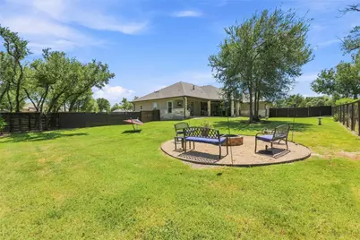 301 Somerset Hills Drive, Georgetown, TX 78633 - Photo 36
