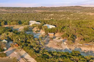 2025 Cripple Creek Stage Rd, Dripping Springs, TX 78620 - Photo 6