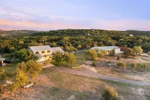 2025 Cripple Creek Stage Rd, Dripping Springs, TX 78620 - Photo 26