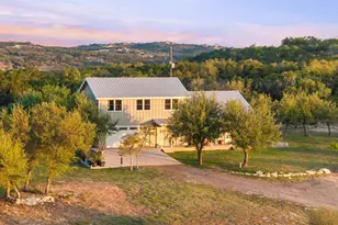 2025 Cripple Creek Stage Rd, Dripping Springs, TX 78620 - Photo 36