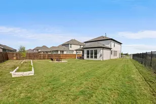 208 Dycus Bnd, Liberty Hill, TX 78642 - Photo 38