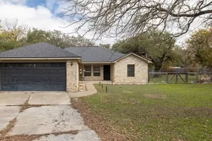805 Sabinas Ct, Georgetown, TX 78628 - Photo 2