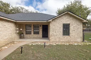 805 Sabinas Ct, Georgetown, TX 78628 - Photo 2